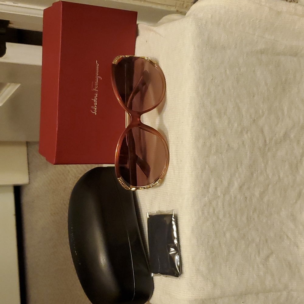 Salvatore Ferragamo Sunglasses with Hard case, cleaning cloth & gift box